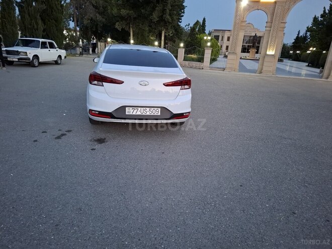 Hyundai Avante 2019, 174,311 km - 1.6 l - Zərdab