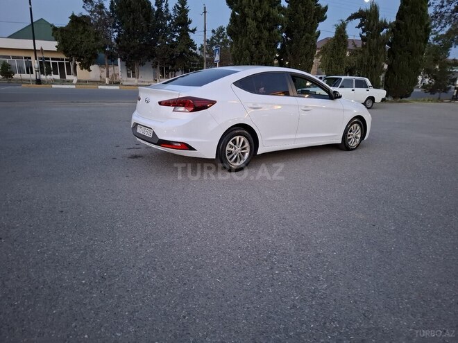 Hyundai Avante 2019, 174,311 km - 1.6 l - Zərdab