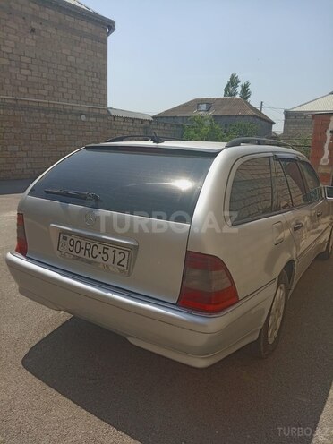 Mercedes C 220 d 2000, 242,000 km - 2.2 l - Yevlax