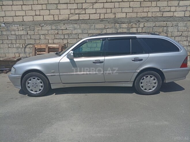 Mercedes C 220 d 2000, 242,000 km - 2.2 l - Yevlax