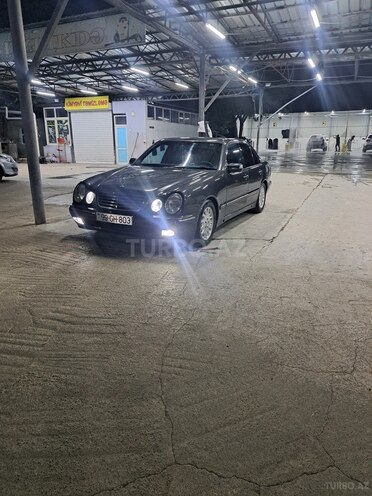Mercedes E 220 d 2001, 400,000 km - 2.2 l - Göygöl