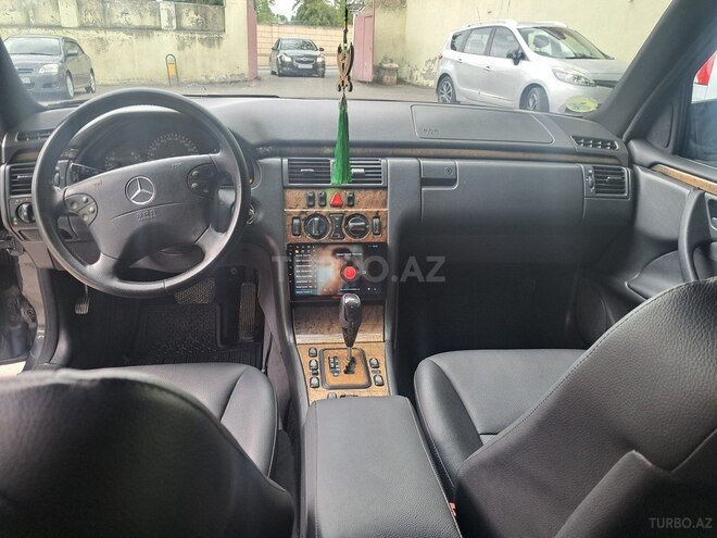 Mercedes E 220 d 2001, 400,000 km - 2.2 l - Göygöl