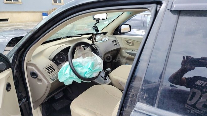 Hyundai Tucson 2006, 300,000 km - 2.7 l - Bakı