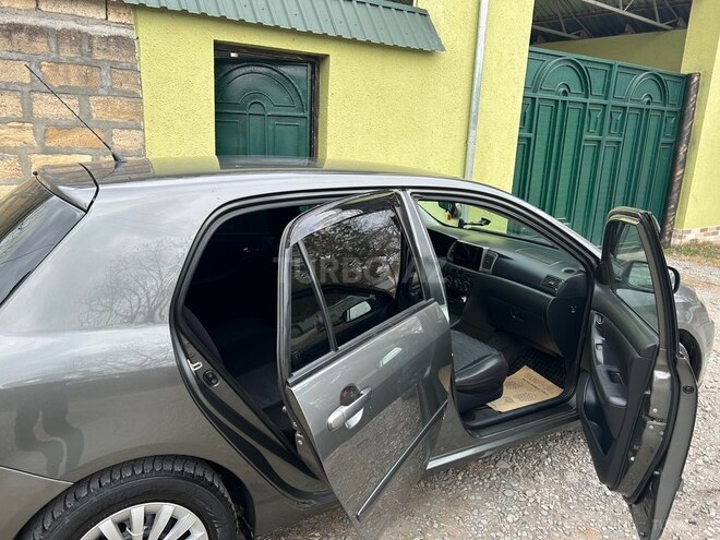 Toyota Corolla 2004, 370,000 km - 1.4 l - Qəbələ