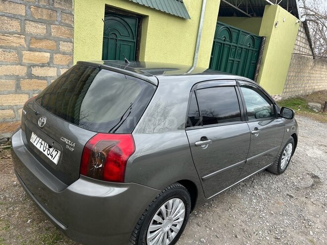 Toyota Corolla 2004, 370,000 km - 1.4 l - Qəbələ