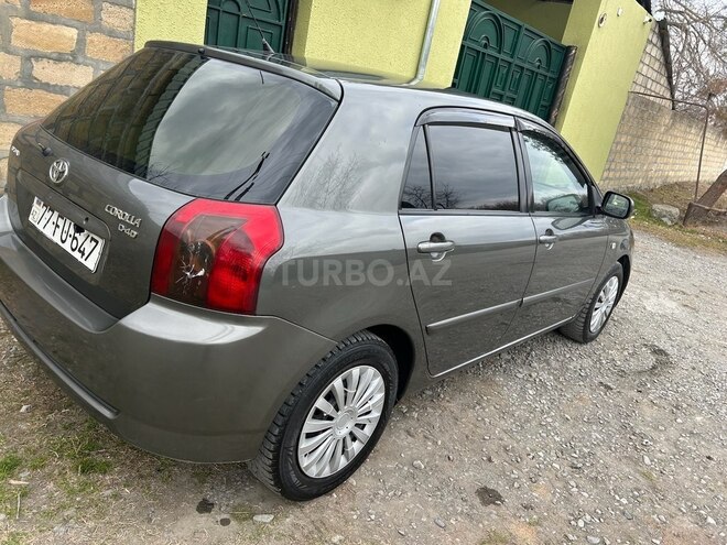 Toyota Corolla 2004, 370,000 km - 1.4 l - Qəbələ