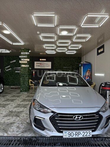 Hyundai Elantra 2018, 130,357 km - 1.6 л - Qəbələ