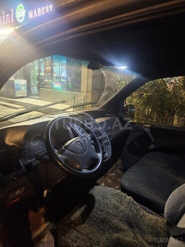 Mercedes Vito 1999, 523,126 km - 2.2 l - Sumqayıt