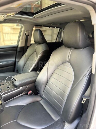 Toyota Highlander 2020, 20,000 km - 2.5 л - Bakı