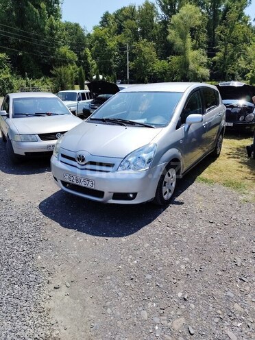 Toyota Corolla Verso 2006, 300,000 km - 1.6 л - Zaqatala