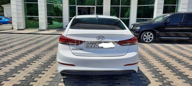 Hyundai Elantra 2018, 114,000 km - 2.0 l - Bakı