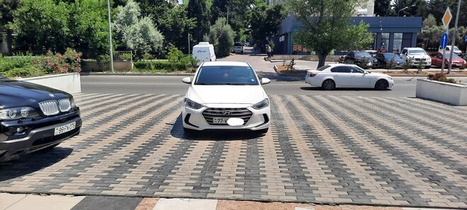 Hyundai Elantra 2018, 114,000 km - 2.0 l - Bakı
