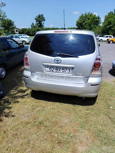 Toyota Corolla Verso 2006, 300,000 km - 1.6 л - Zaqatala