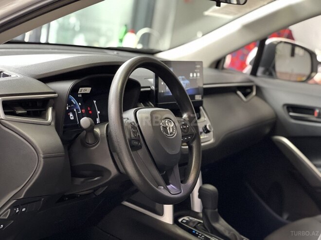 Toyota Corolla Cross 2025, 0 km - 2.0 л - Bakı