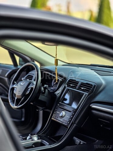 Ford Fusion (North America) 2019, 66,000 km - 2.0 л - Gəncə