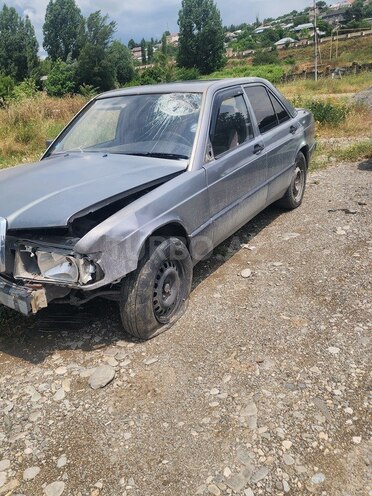 Mercedes 190 1992, 250,000 km - 2.0 l - Şamaxı