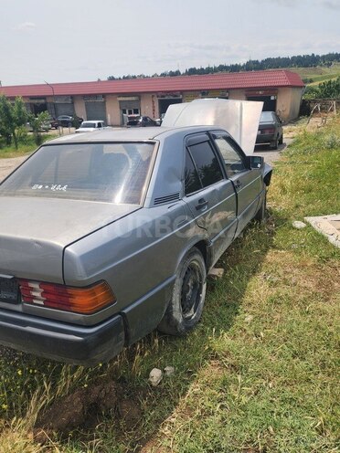 Mercedes 190 1992, 250,000 km - 2.0 l - Şamaxı