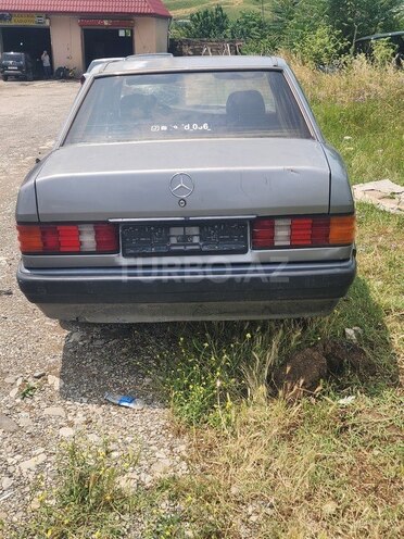 Mercedes 190 1992, 250,000 km - 2.0 l - Şamaxı