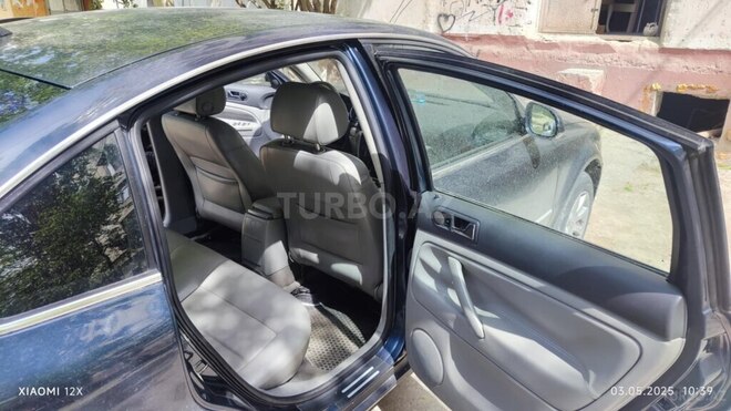 Volkswagen Passat 2004, 310,000 km - 1.8 l - Sumqayıt