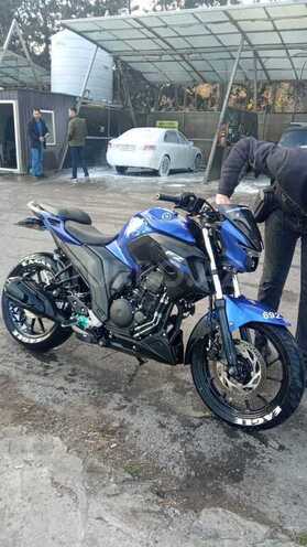 Yamaha FZ25-1
