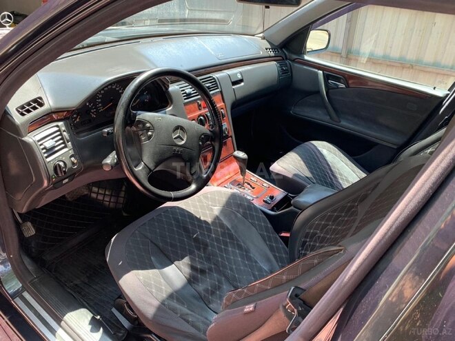 Mercedes E 220 d 1999, 546,000 km - 2.2 л - Bakı