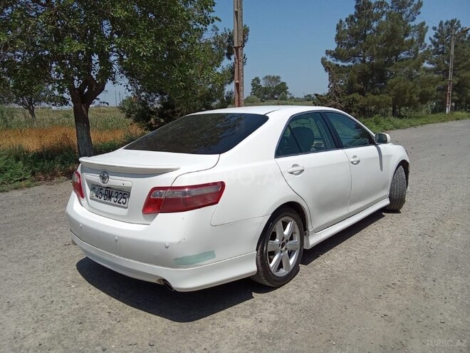 Toyota Camry 2006, 451,421 km - 2.4 л - Salyan