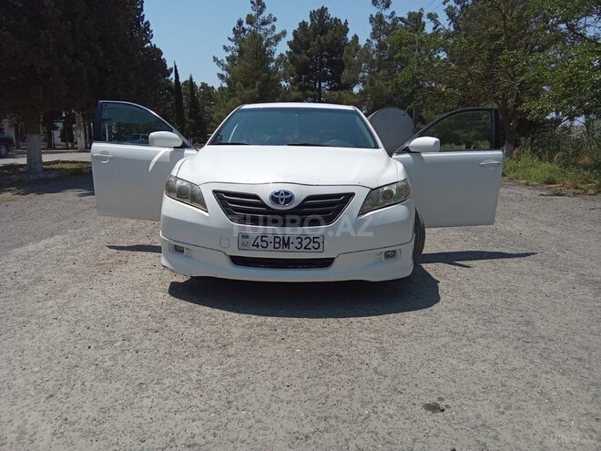 Toyota Camry 2006, 451,421 km - 2.4 л - Salyan