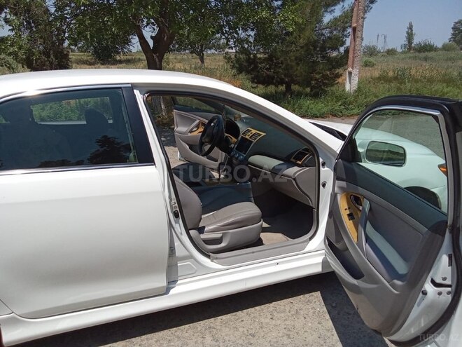 Toyota Camry 2006, 451,421 km - 2.4 л - Salyan
