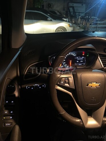 Chevrolet Trax-3