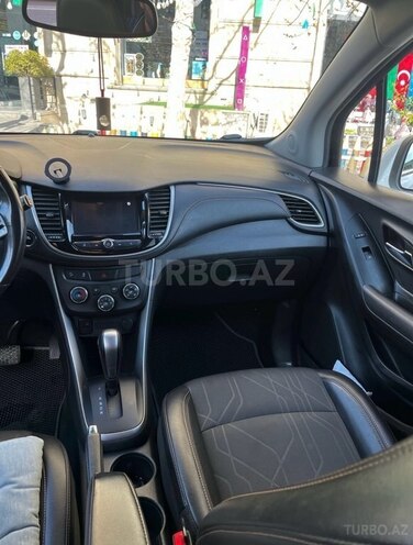 Chevrolet Trax-10