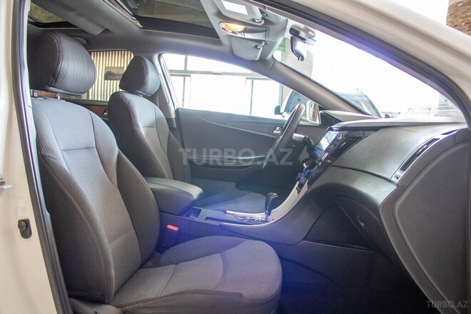 Hyundai Sonata 2013, 270,000 km - 2.0 l - Bakı