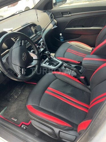Hyundai Elantra 2019, 190,131 km - 2.0 l - Bakı