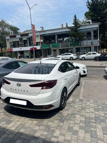 Hyundai Elantra 2019, 190,131 km - 2.0 l - Bakı