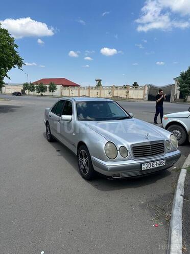 Mercedes E 240 1997, 383,000 km - 2.4 l - Gəncə