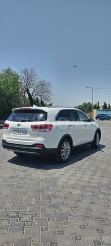 Kia Sorento-5