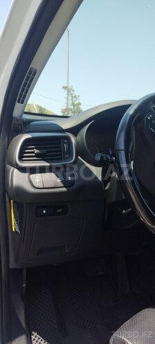 Kia Sorento-11