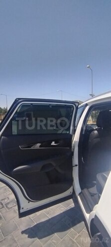 Kia Sorento-17