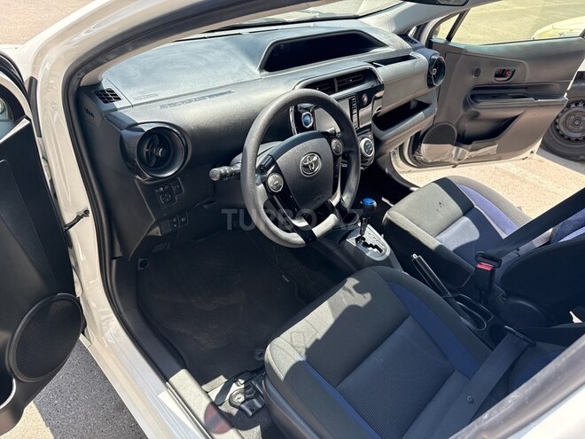 Toyota Aqua 2019, 93,000 km - 1.5 l - Bakı