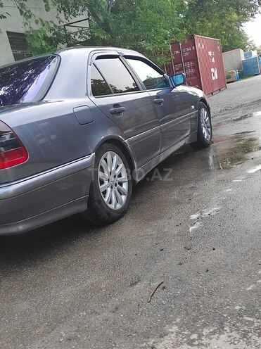 Mercedes C 220 d 1999, 448,000 km - 2.2 л - Bakı