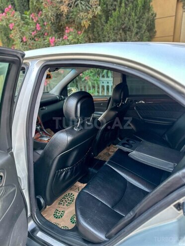 Mercedes C 220 d 2001, 250,000 km - 2.2 л - Bakı