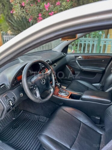 Mercedes C 220 d 2001, 250,000 km - 2.2 л - Bakı