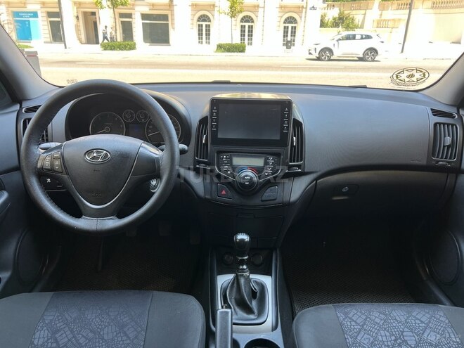 Hyundai i30 2009, 244,000 km - 1.6 l - Bakı