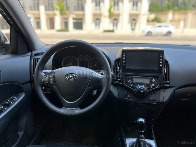 Hyundai i30 2009, 244,000 km - 1.6 l - Bakı