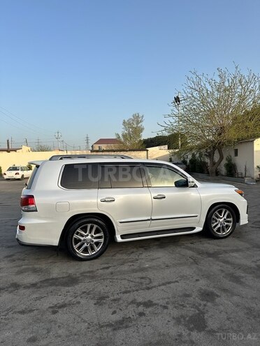 Lexus LX 570-3