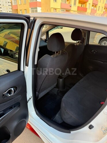 Nissan Note-7