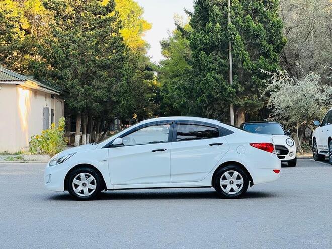 Hyundai Accent 2012, 208,000 km - 1.6 l - Bakı