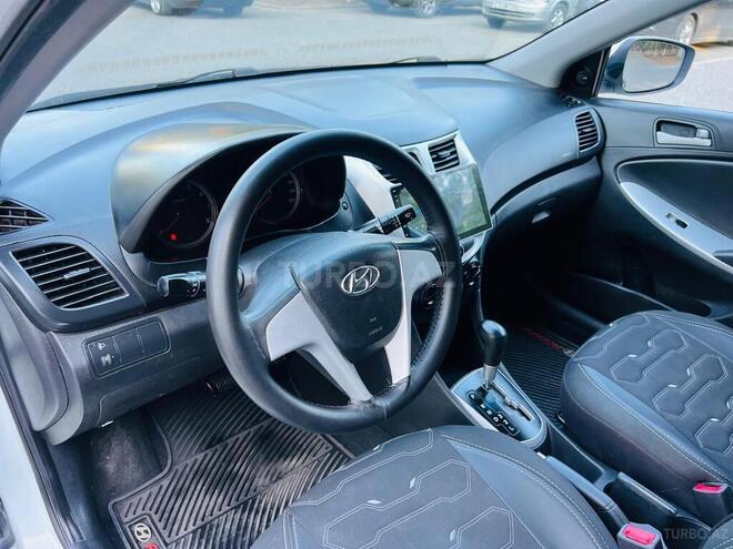 Hyundai Accent 2012, 208,000 km - 1.6 l - Bakı
