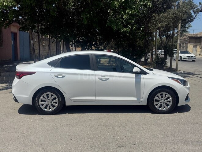 Hyundai Accent 2018, 215,425 km - 1.6 l - Bakı