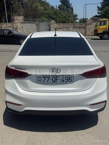 Hyundai Accent 2018, 215,425 km - 1.6 l - Bakı