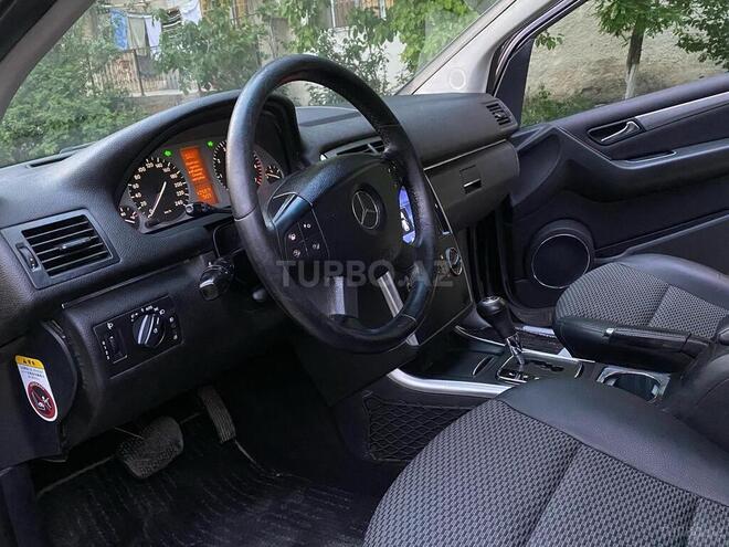 Mercedes B 170 2009, 198,000 km - 1.7 л - Sumqayıt